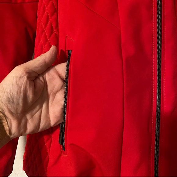 Obermeyer Women’s Glade Insulated Jacket - Picture 14 of 15